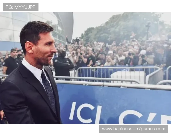 梅西转会巴黎后首场亮相赛季表现引热议球迷期待更多精彩表现