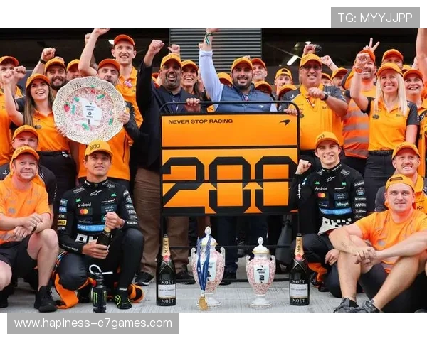 F1赛季最新动态解析顶尖车队策略与车手竞争格局